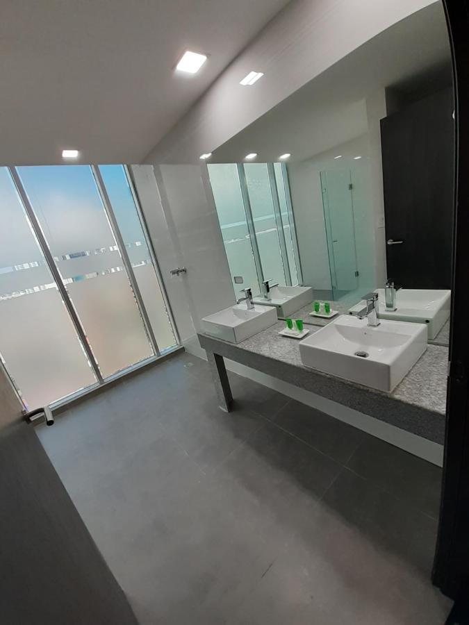 Innfiniti Hotel & Suites Panamá Exteriér fotografie